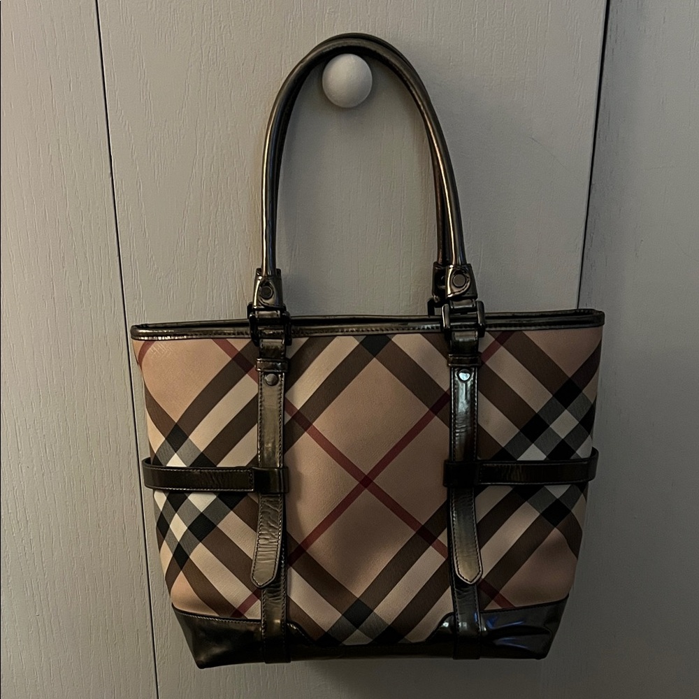Burberry Nova Check Tote - Picture 2 of 5